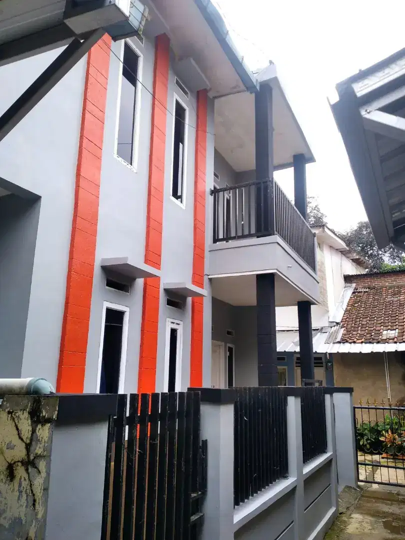 Di Kontrakan Rumah 2 Lantai daerah Padasuka Bandung