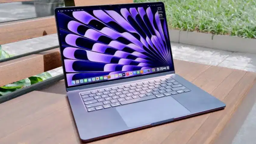 MacBook Air 13,6 16/256 M3 - Cicilan 0% hingga 24 bulan