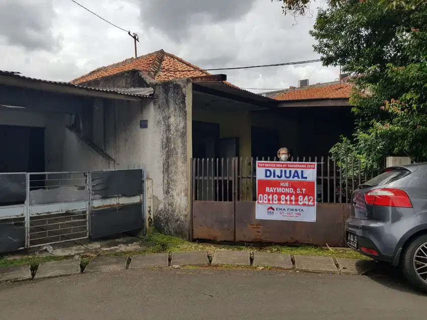 DIJUAL RUMAH TUA DIHITUNG TANAH SAJA HJ.NAWI JAKARTA SELATAN