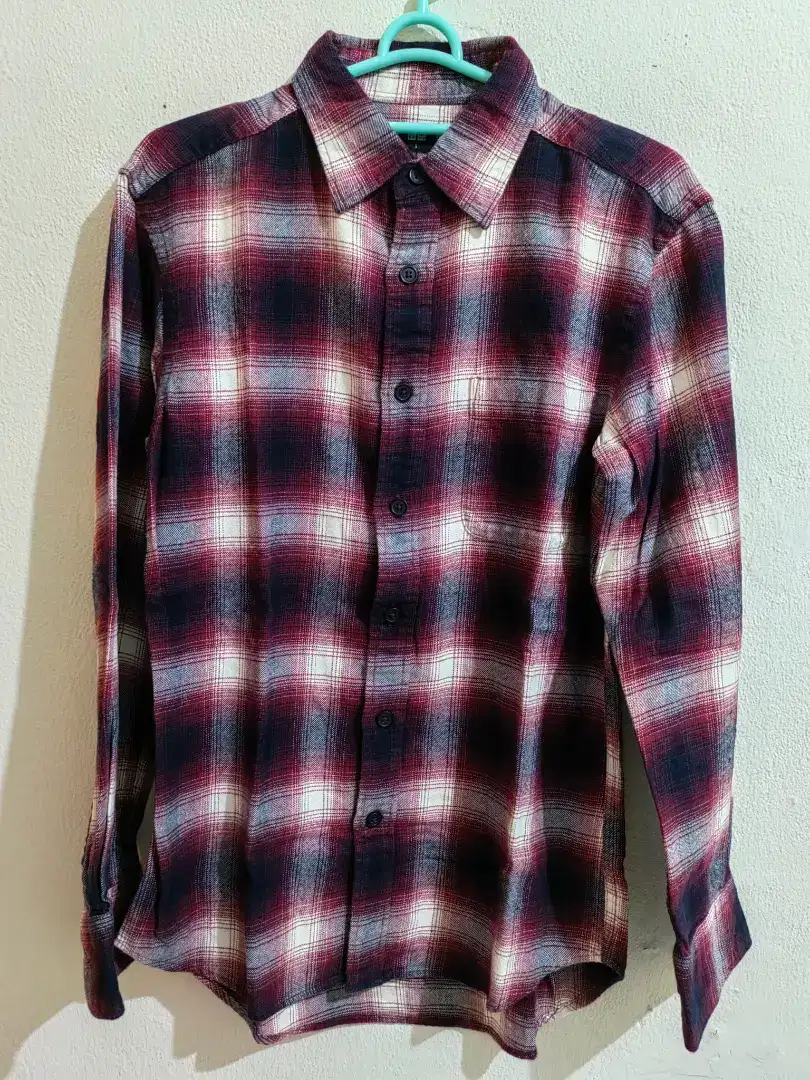 Flanel Uniqlo Veterano size S