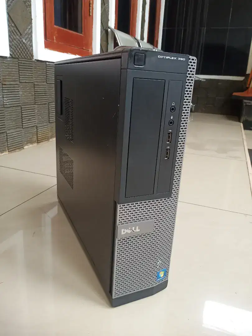 PC Komputer Intel Core i3 Ram 4 Gb