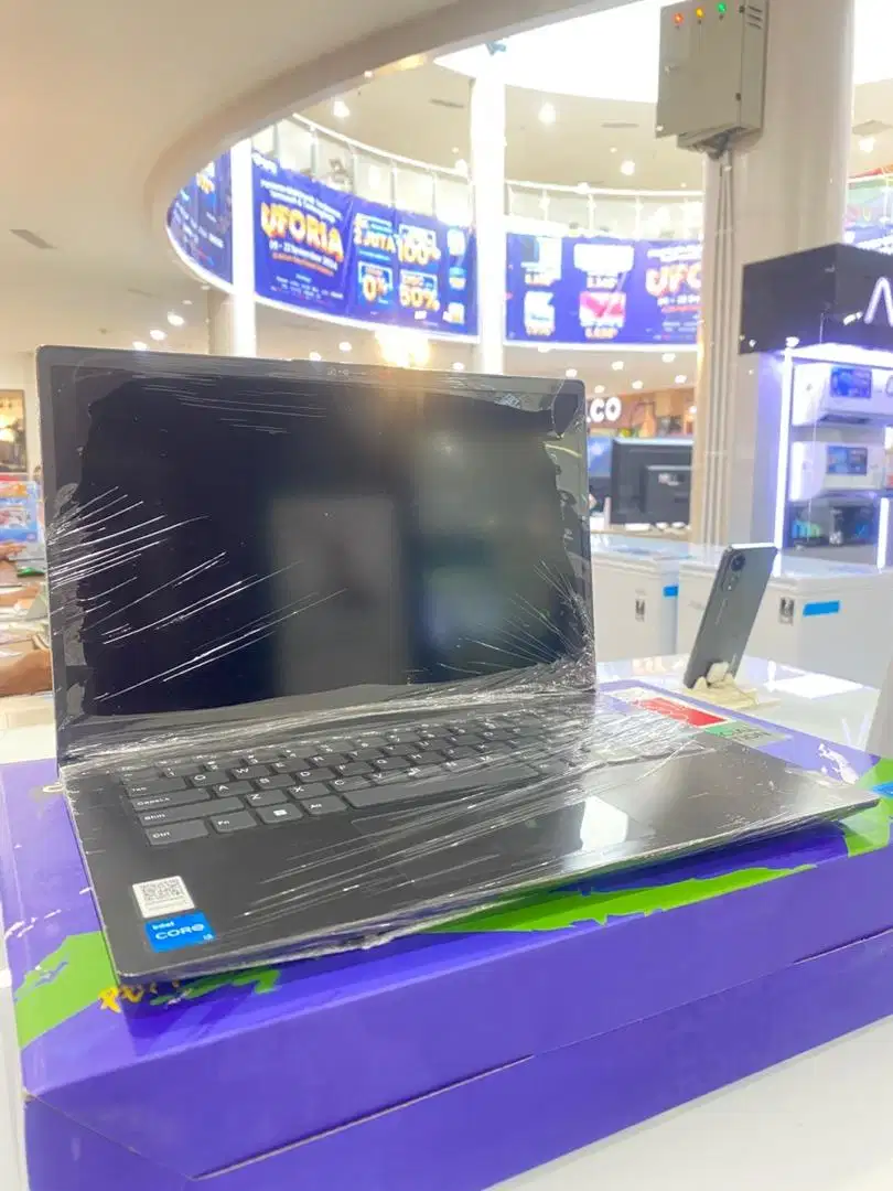 Laptop lenovo V14-G3-IAP promo spesial pameran murah