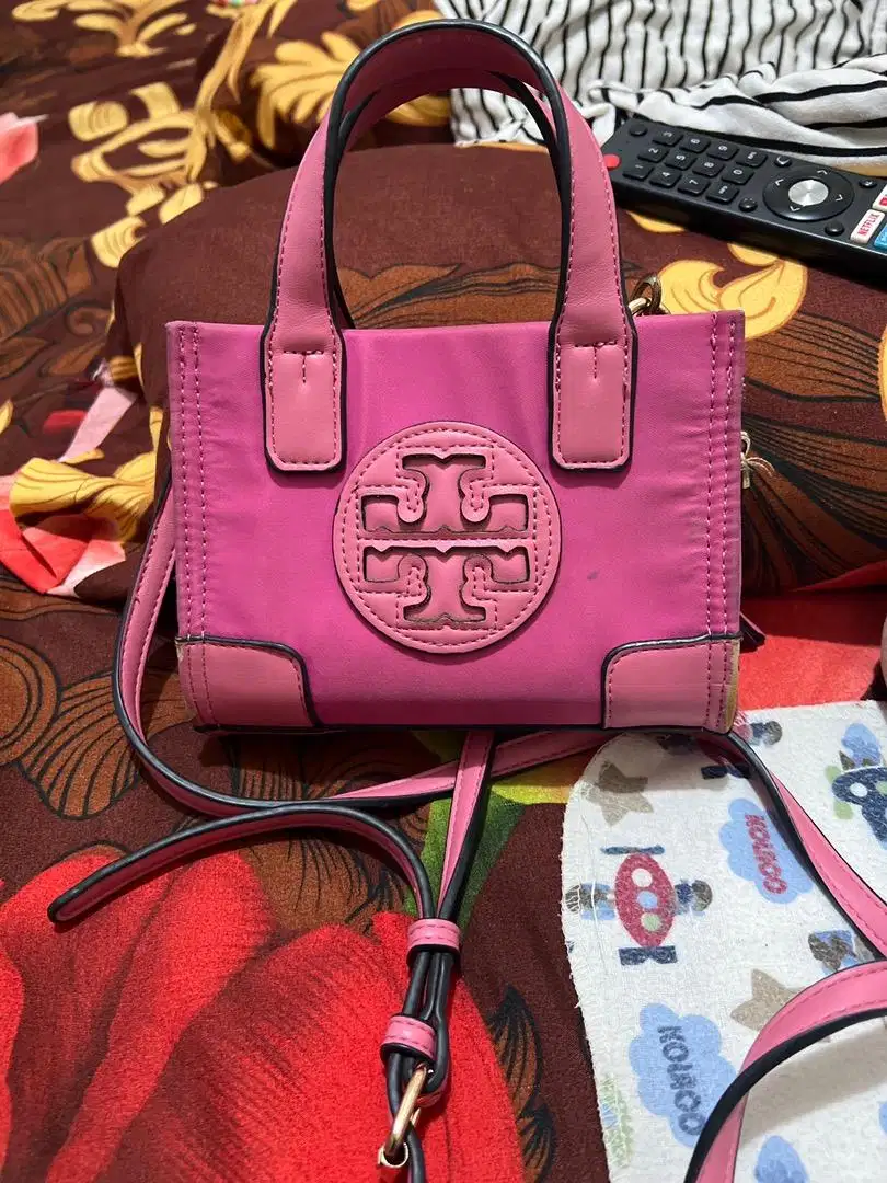 Tas tory pink kecil