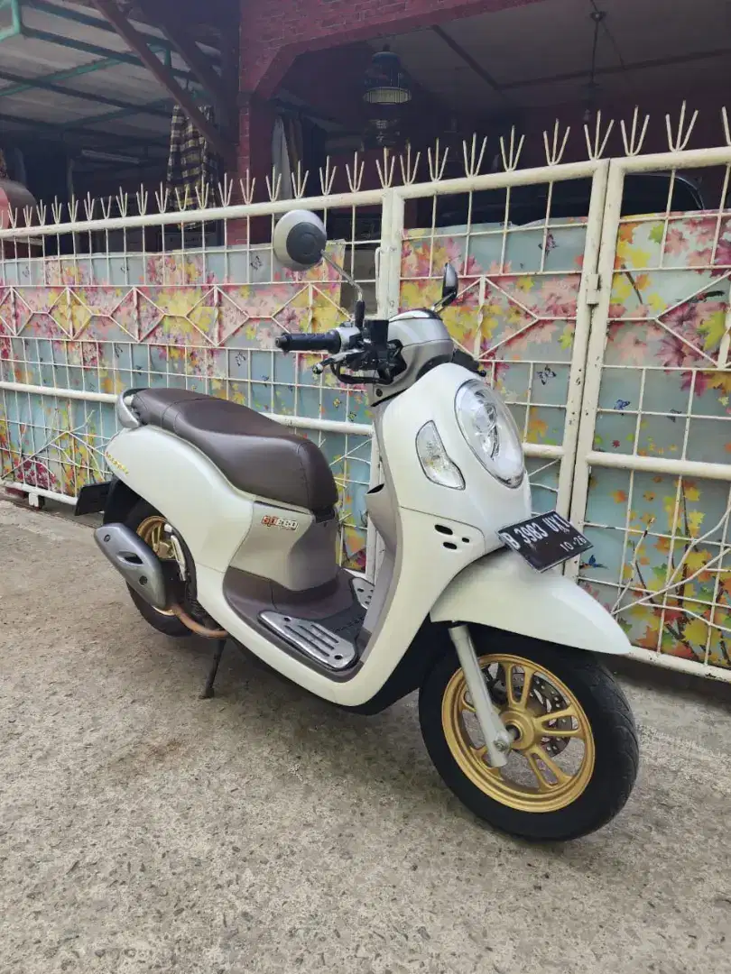 HONDA SCOOPY KEYLES ISS TH 2021 MULUS