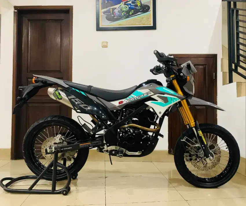 Kawasaki dtracker 150