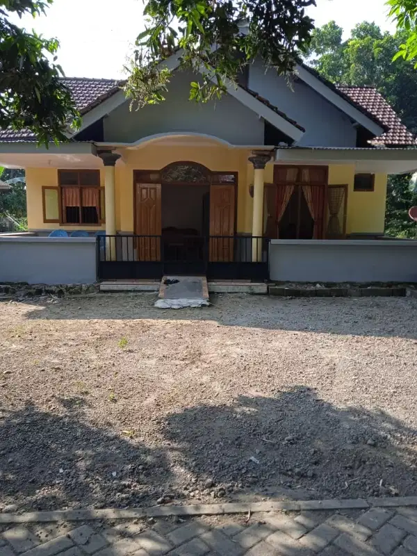 jual  rumah  murah  d Kediri lokasi strategis