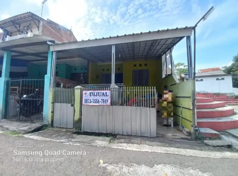 dijual rumah di komplek Ujungberung harga 349 juta jarang ada!