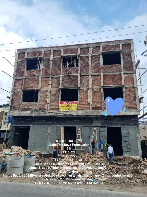 Di Jual Ruko 3 lt di jl.dg.tata Raya, Poros jalan.  Ada 3 Unit.