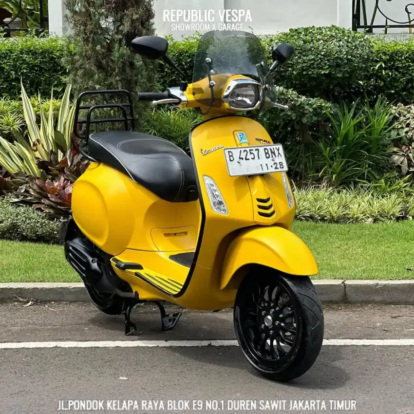 Vespa SPRINT SPORT 150 IGET Tahun 2017 WARNA YELLOW