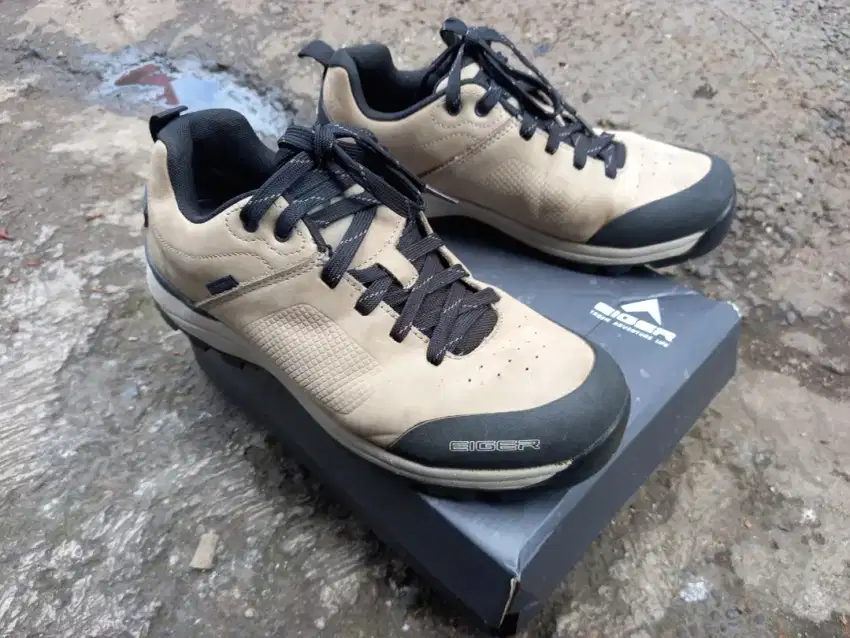 Sepatu gunung eiger ardonix original size 41