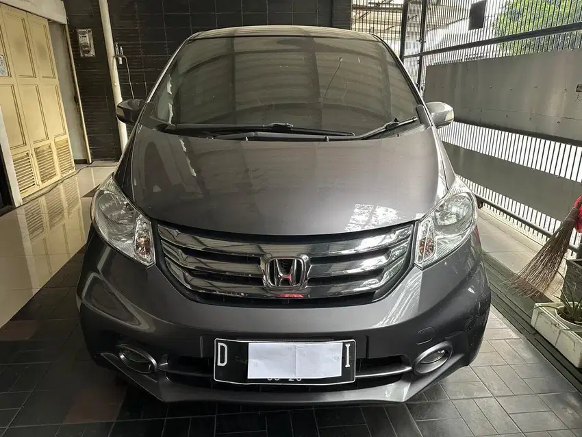 Honda Freed PSD AT 2016 km rendah 73 rb an asli