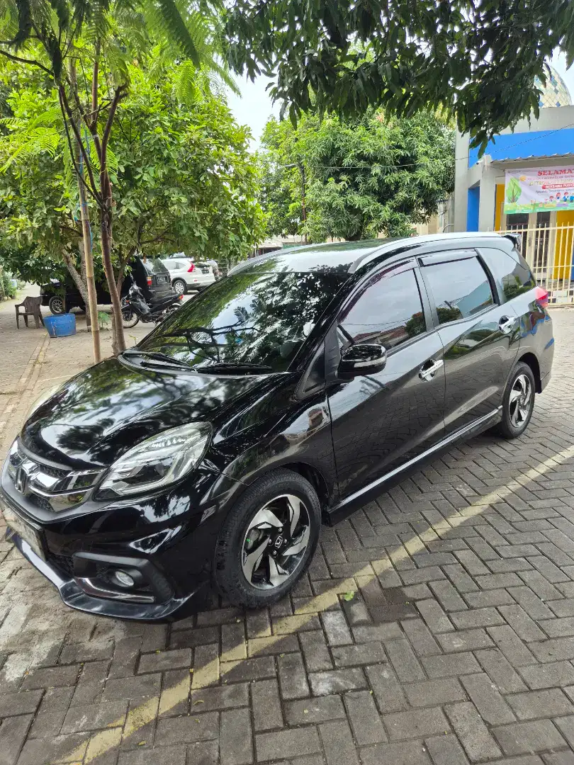 Honda Mobilio RS Manual Tahun 2014 Mulus