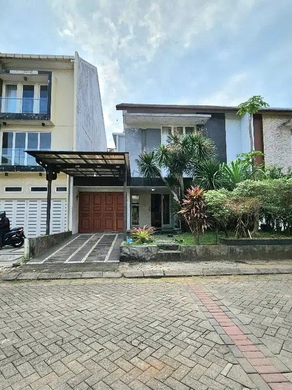 Rumah plus interior Elysium tanjung bunga