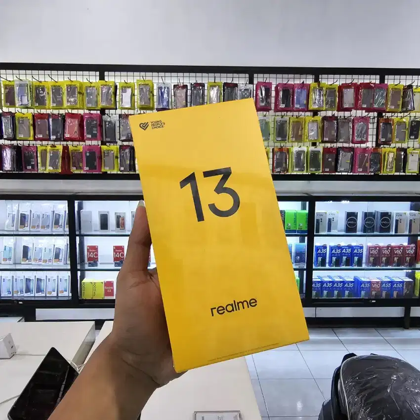 REALME 13 TERBARU