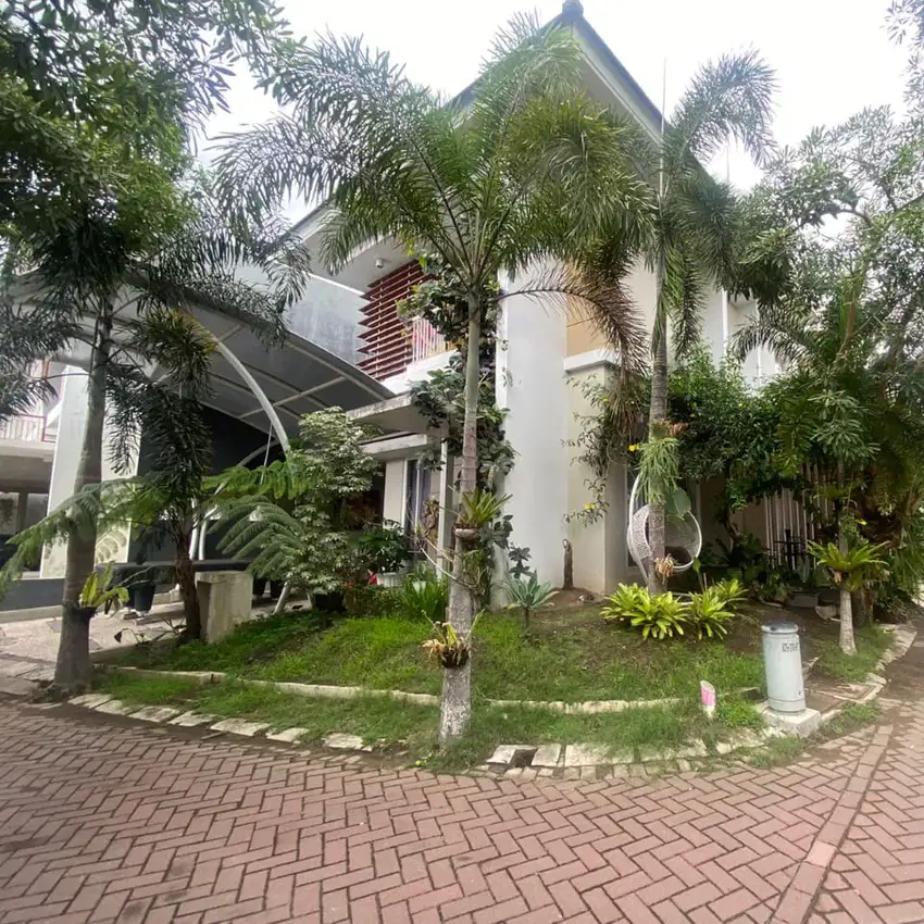 Dijual Rumah Mewah Full Furnish Dalam Perumahan Elite Green Hills