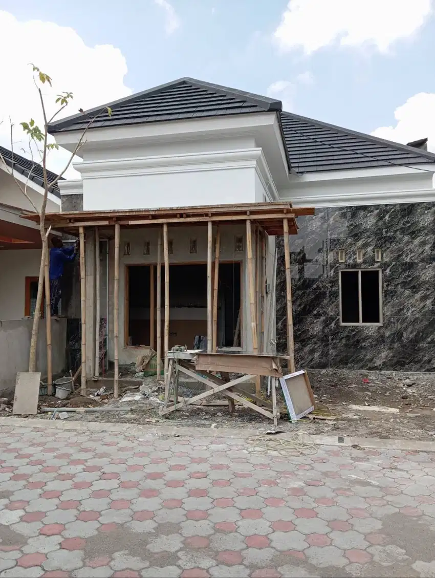 Rumah Murah Selangkah Jalan Kaliurang, Type 77 Proses Finishing