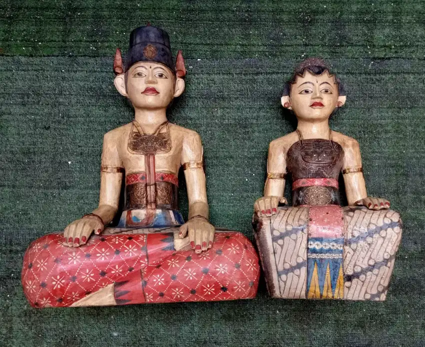 Di Jual sepasang Patung LORO BLONYO