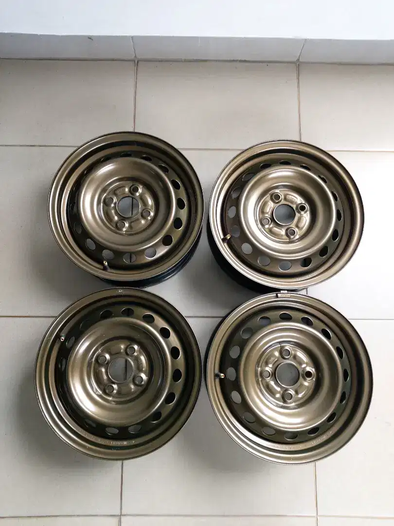 Velg kaleng 14 pcd 4x100