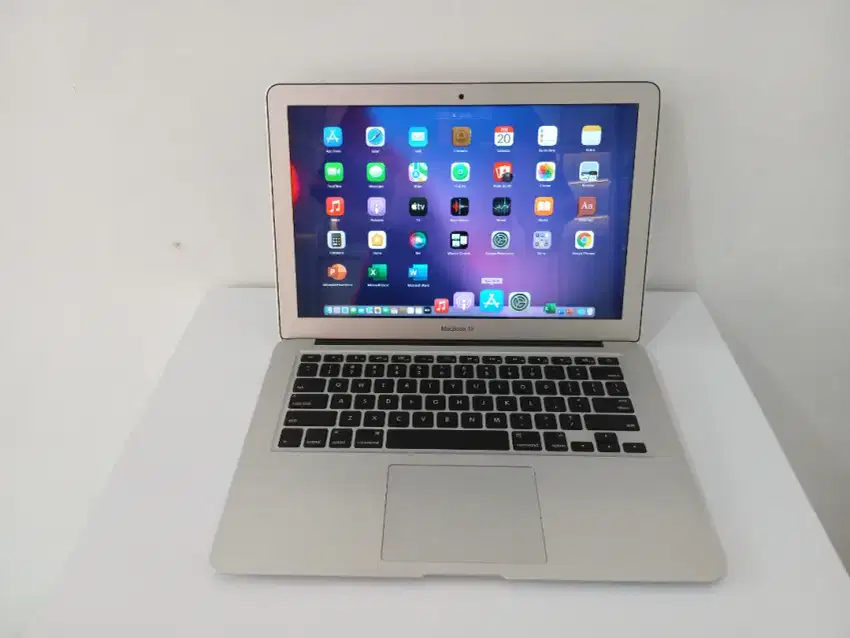 MacBook Air 2017 8/256