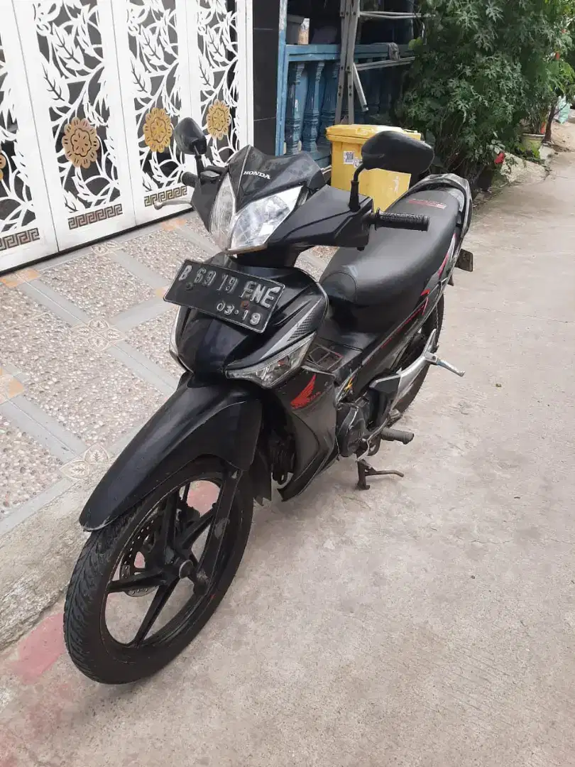 Honda Supra X 125 2007 CW DD,ss lengkap mesin bagus stater tokcer