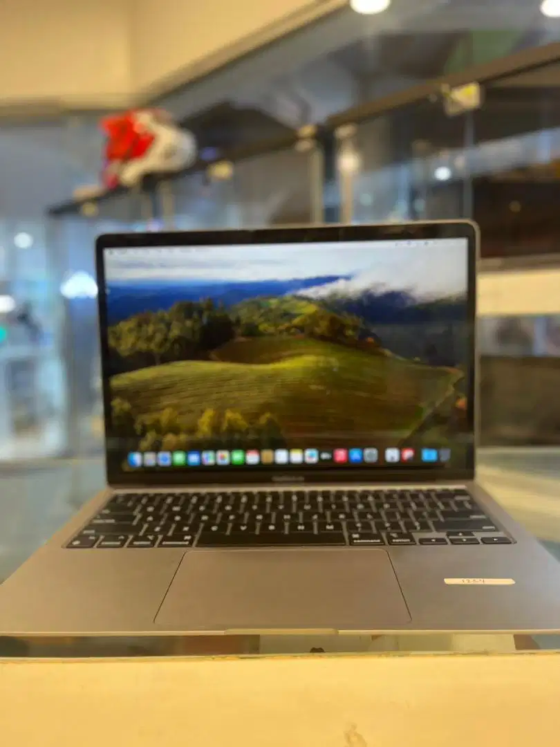 MACBOOK AIR M1 2020 13”inch A2337 Second