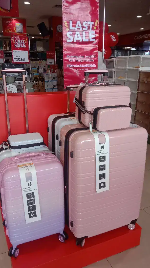 Kredit koper Luggage Blythe 28inc Promo 0%