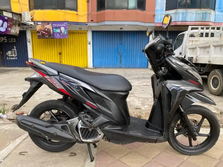 HONDA VARIO KZR 125 CBS ISS PGM FI 2014 SUPER MULUS