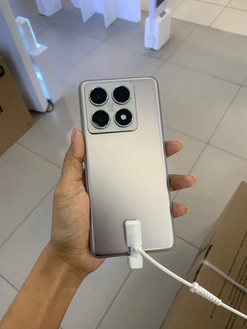 KREDIT XIAOMI 14T PRO 12/512GB SYARAT KTP AJA