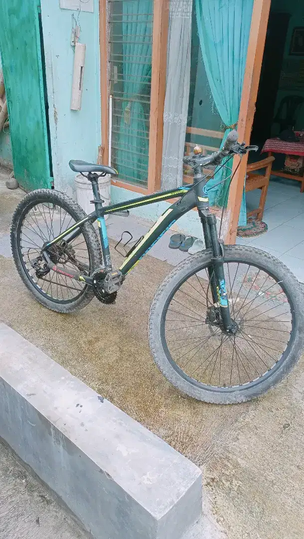 Sepeda MTB Pacific Invert 450 Kondisi Bekas