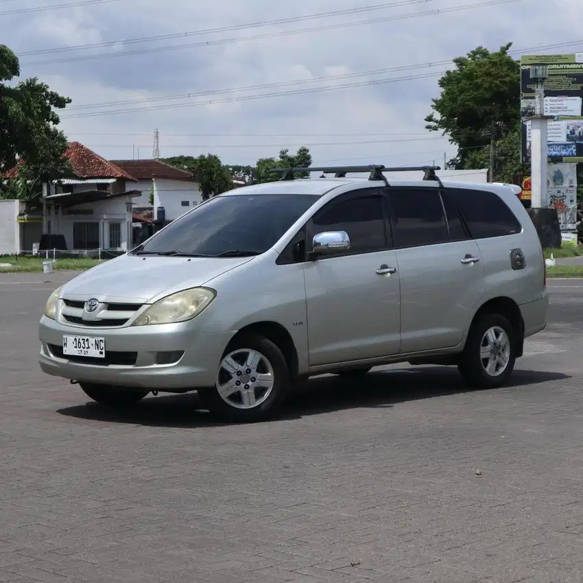 Kijang Innova G 2007 AT