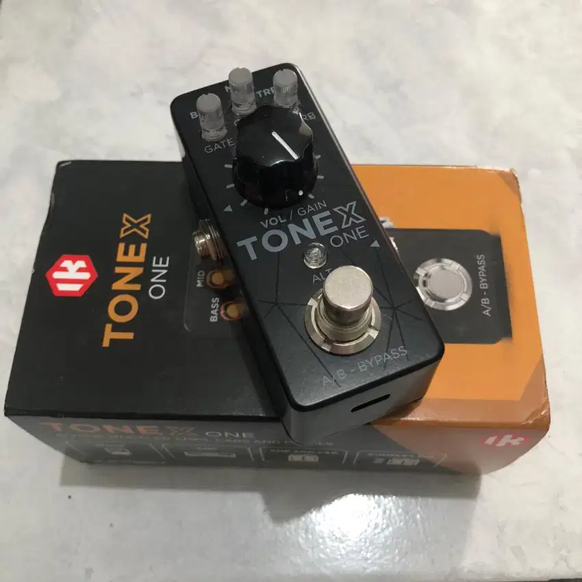 Pedal Effect Gitar Tonex One Fullset Guitar FX Modeller Profiler