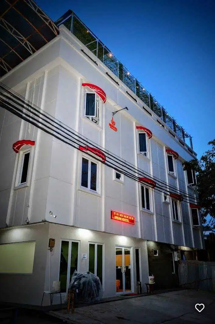 Di jual urban hotels di kota tua - jakarta barat