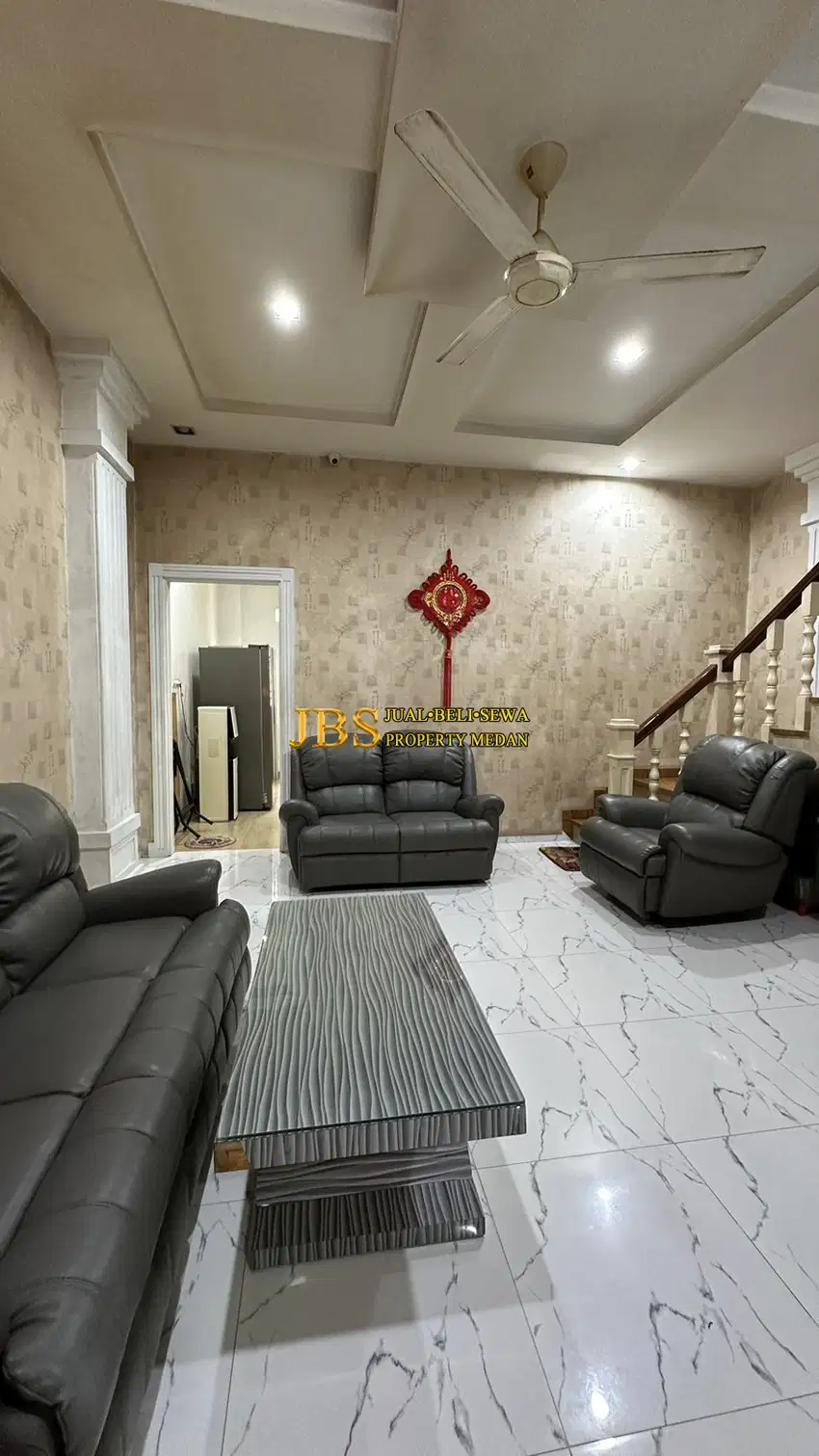 Jual Rumah 2,5 Tingkat Full Furnish di Komplek Tata Residence - Medan