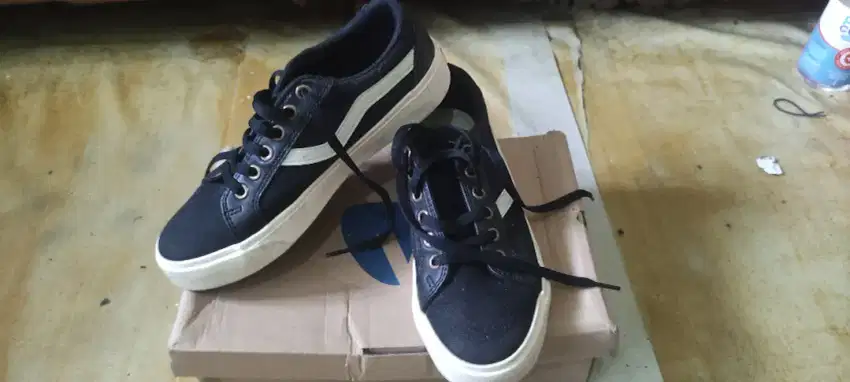 sepatu ventela ukuran 40