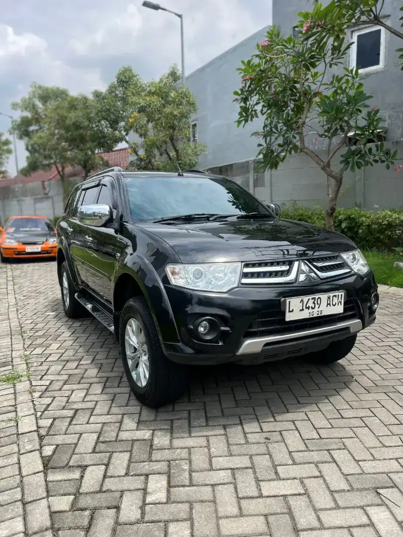 Pajero sport exceed solar matic kondisi terawat