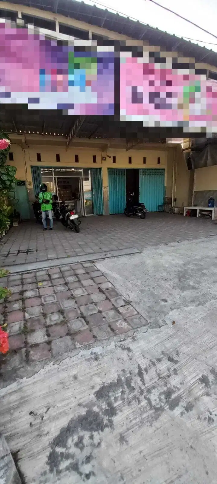 Rumah Usaha Nol Jalan Raya Jalan KH Syafi'i Kebomas Gresik