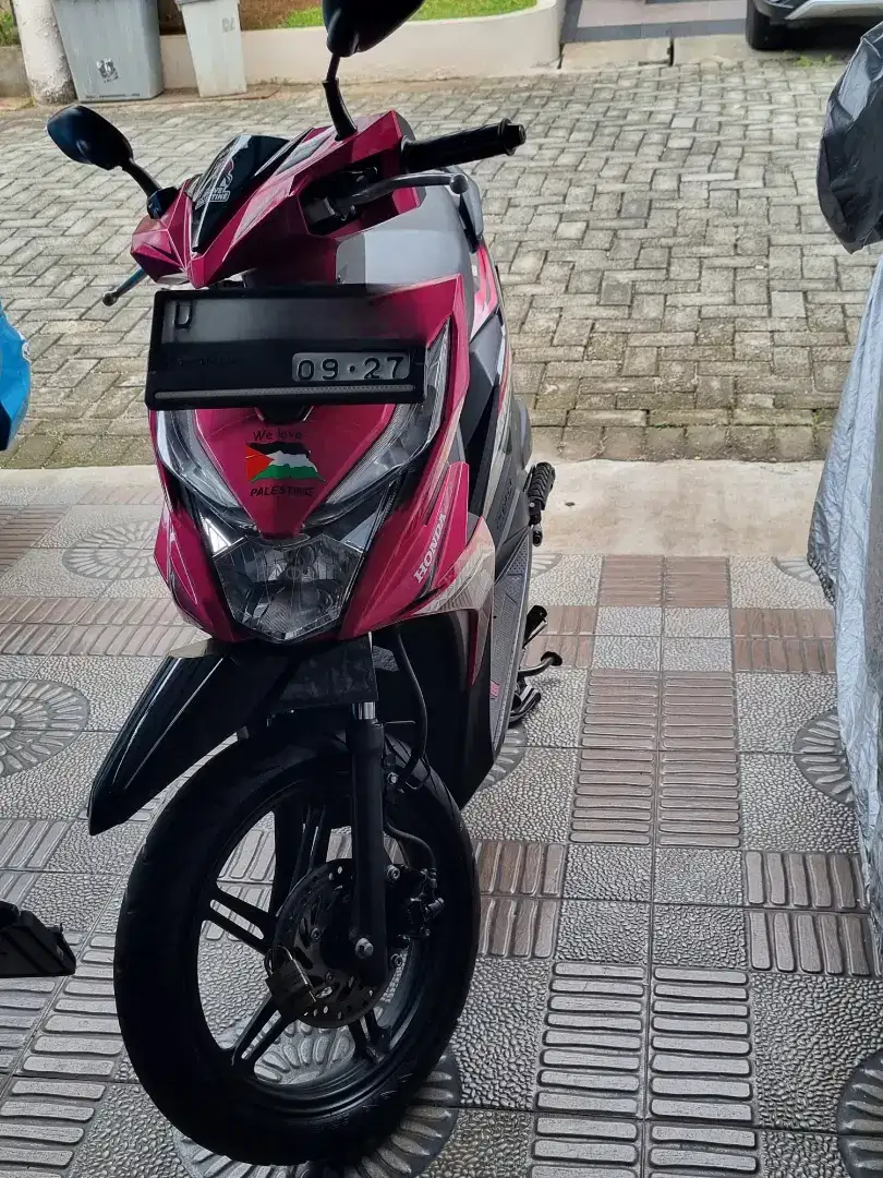 Iklan baris: Dijual honda beat body mls,mesin  moncer, km rdh 5 ribuan