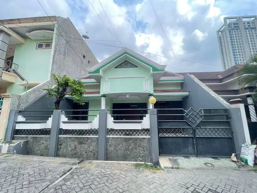 DISEWAKAN RUMAH SBY BARAT Putat Indah