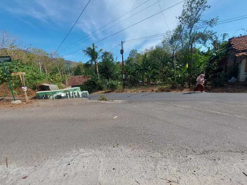 Dekat Jalur Jalan Lintas Selatan, dekat Wisata Puncak Sosok