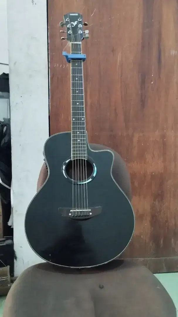 Jual gitar akustik elektrik lengkap dengan ampli gitar