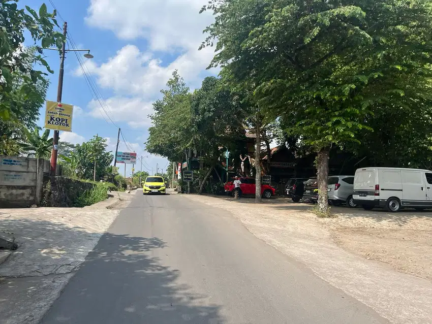 KALIURANG; Dekat Otadan Cafe Jogja