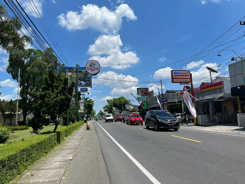 Tanah Utara JEC Jogja; Akses Jalan 7 Meter