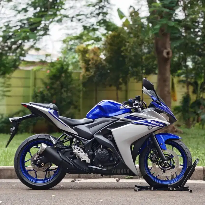 YAMAHA R25 ABS 2016 BLUE SUPER ISTIMEWA PAJAK PANJANG