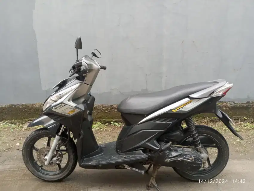 Vario techno 2010 orisinil pajak Depok hidup panjang