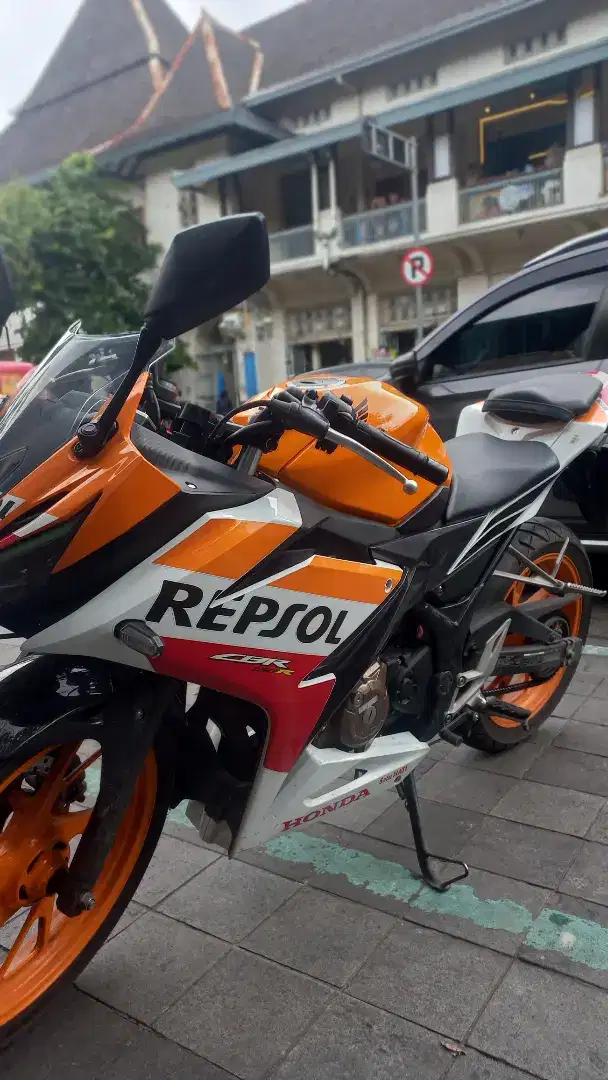 HONDA REPSOL 150R LIKE NEW RASA BARU