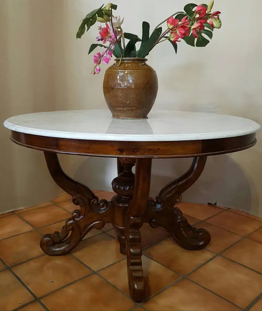 Meja Voyer & Meja makan marmer antik