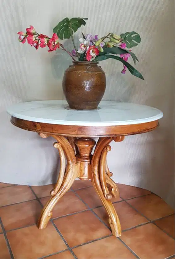 Meja Voyer Marmer antik diameter 100cm