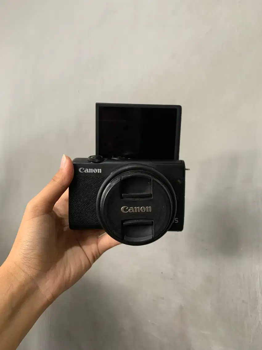 KAMERA CANON M200 + KIT