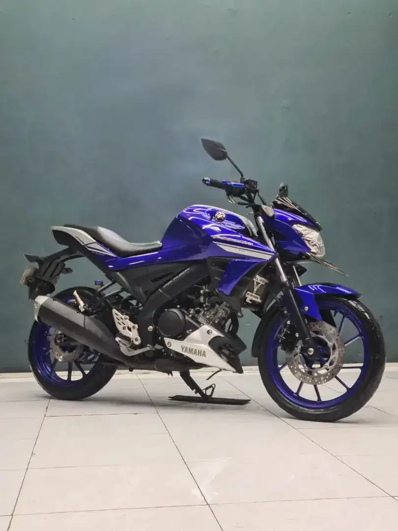 TERMURAH‼️ Yamaha Vixion R155 2017 Biru favorit Mustika motor