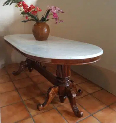 Meja marmer Oval 100x200cm